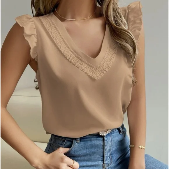 New V neck ruffle sleeve short sleeve top - Picture 3 of 6